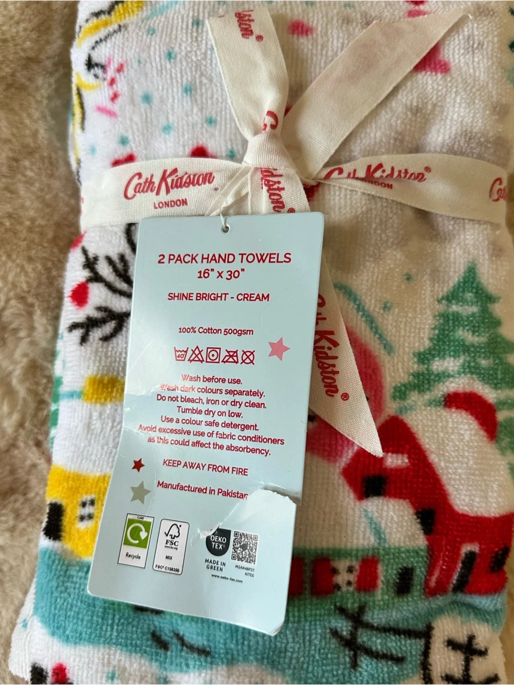 NWT Cath Kidston Shine Bright Cream  2 Pack Hand Towels Christmas 16x30